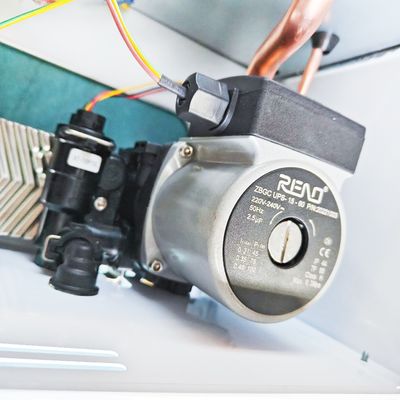 L1PB32-A （F4）のステンレス鋼の貝との40Kw壁の台紙のガス ボイラーの包装様式